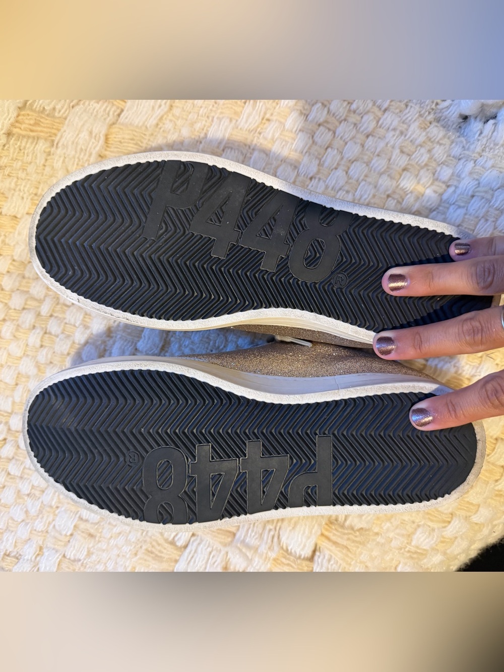 💫💫P448 Women’s Glitter Low-Top Sneakers in Champagne/light pink!!!!! - Picture 2 of 6